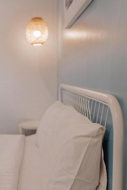 Postel nebo postele na pokoji v ubytování Wynn House