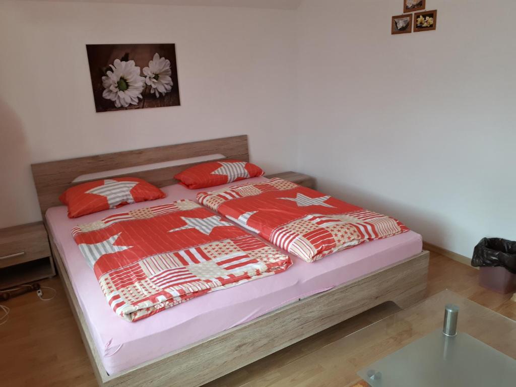 Postel nebo postele na pokoji v ubytování Homestay Renata