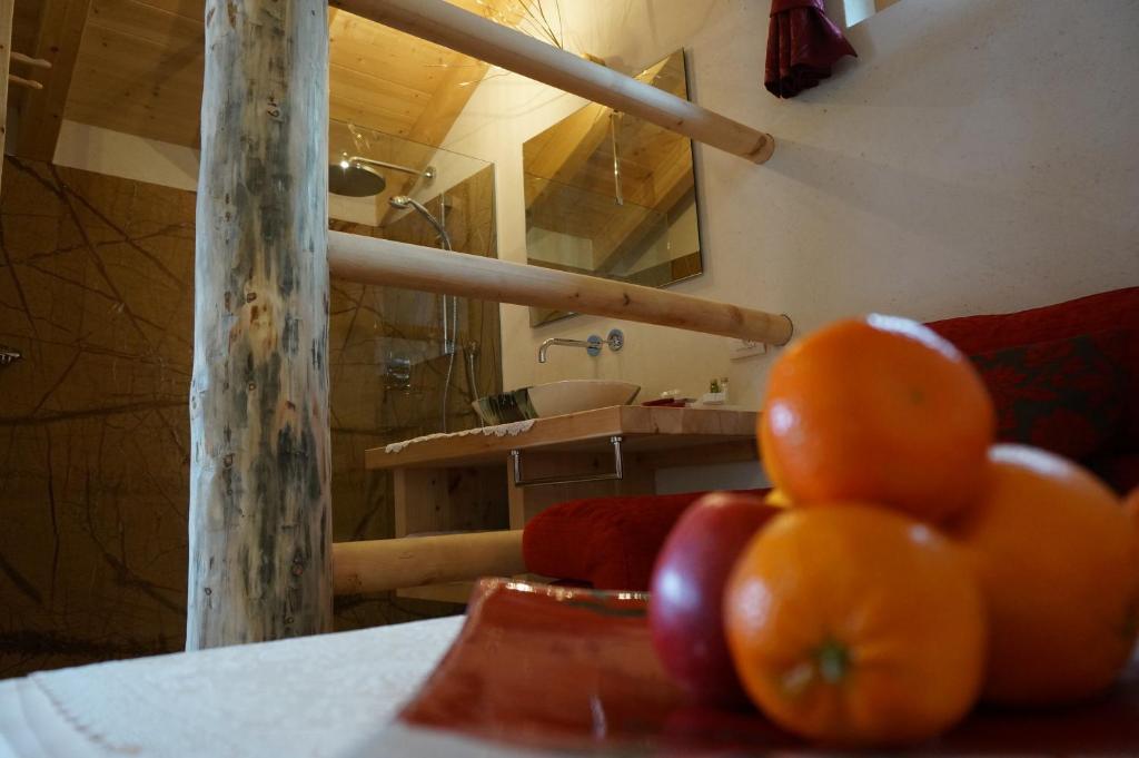 Postel nebo postele na pokoji v ubytování La Ücia by Fana Ladina
