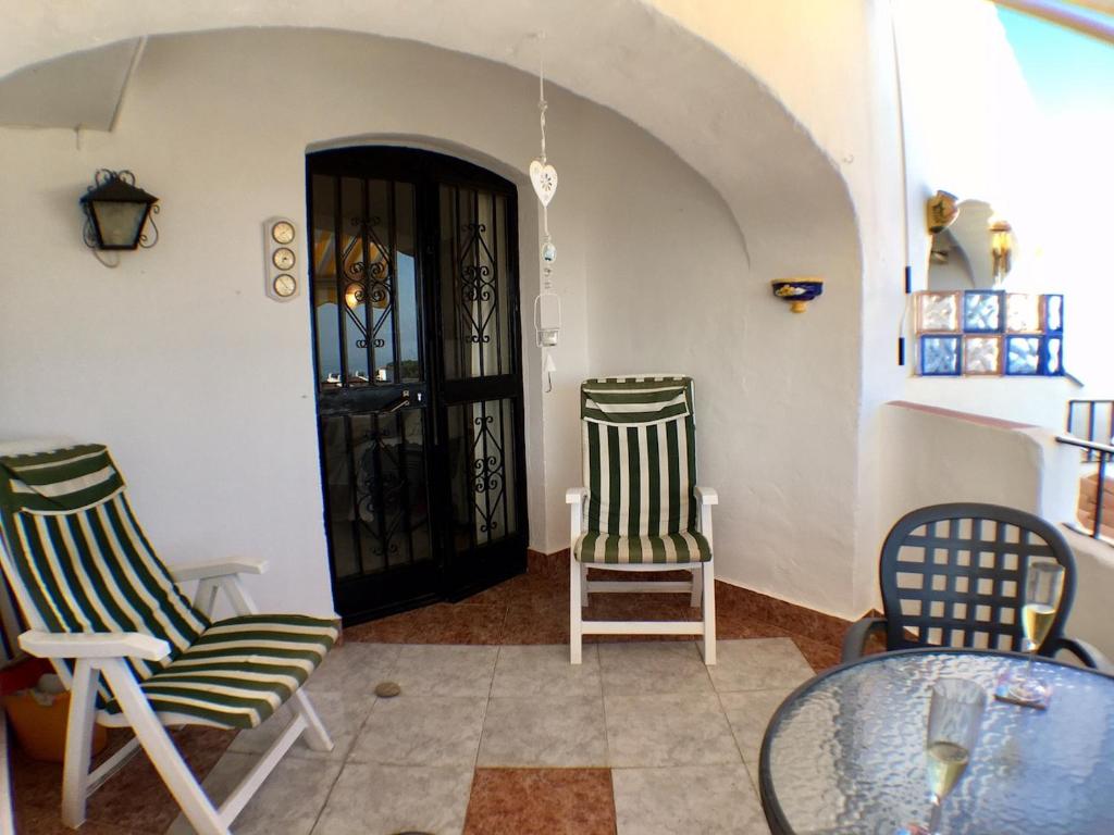 Apartment with Panoramic Views, San Juan de Capistrano, Nerja ...