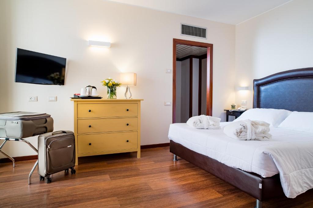 Astoria Palace Hotel - Resim 12