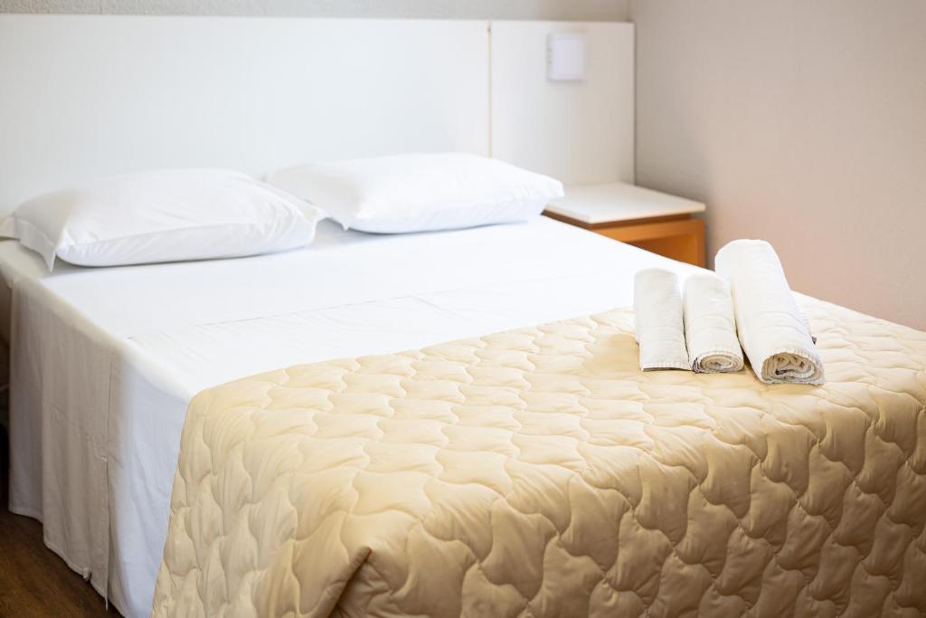  Hotel Lunes