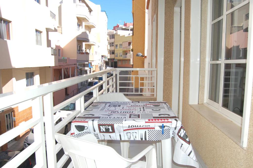 APARTAMENTOS LOS LAURELES - Appartement Met Uitzicht Op De Stad
