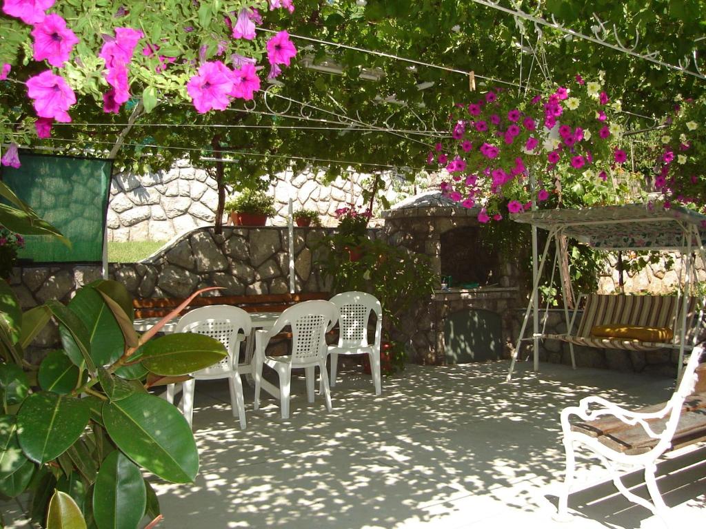 Zahrada ubytování Apartments Villa Luciana