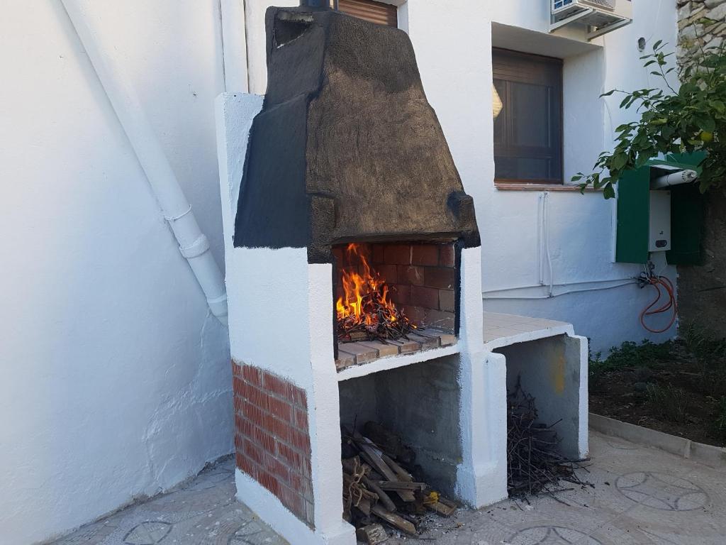 Vacation Home Casa con jacuzzi la olivera, Chert, Spain ...