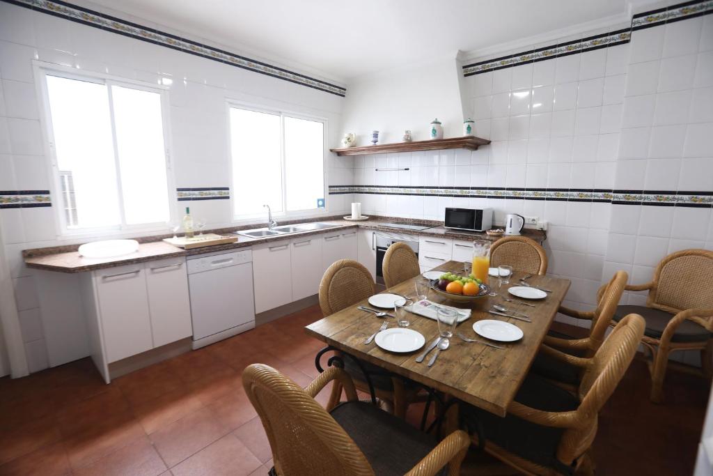 Kuchnia lub aneks kuchenny w obiekcie Apartamento Mar de Korus