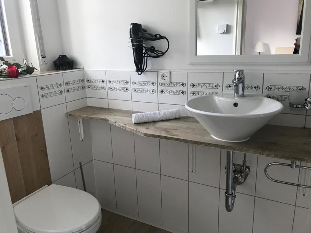 Altes Forsthaus Waldenbuch / Bei der Messe Stuttgart - Chambre Double Ou Lits Jumeaux De Luxe