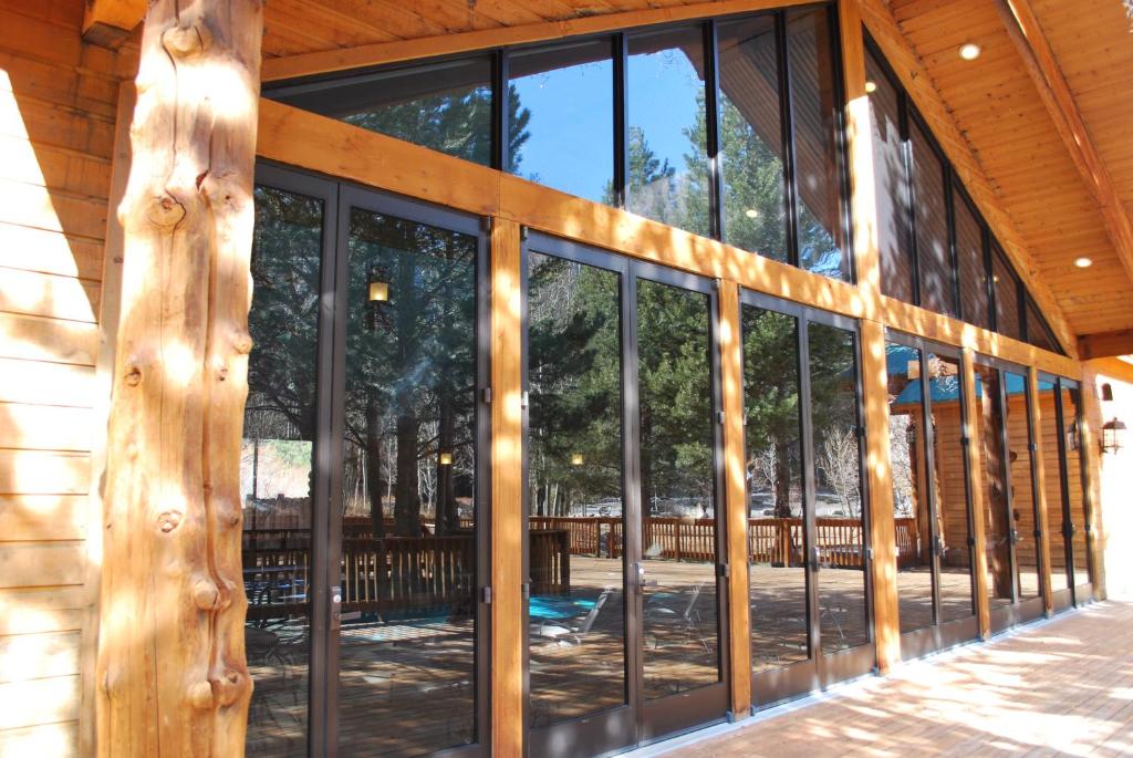 Fotografie z fotogalerie ubytování Double Eagle Resort and Spa v destinaci June Lake