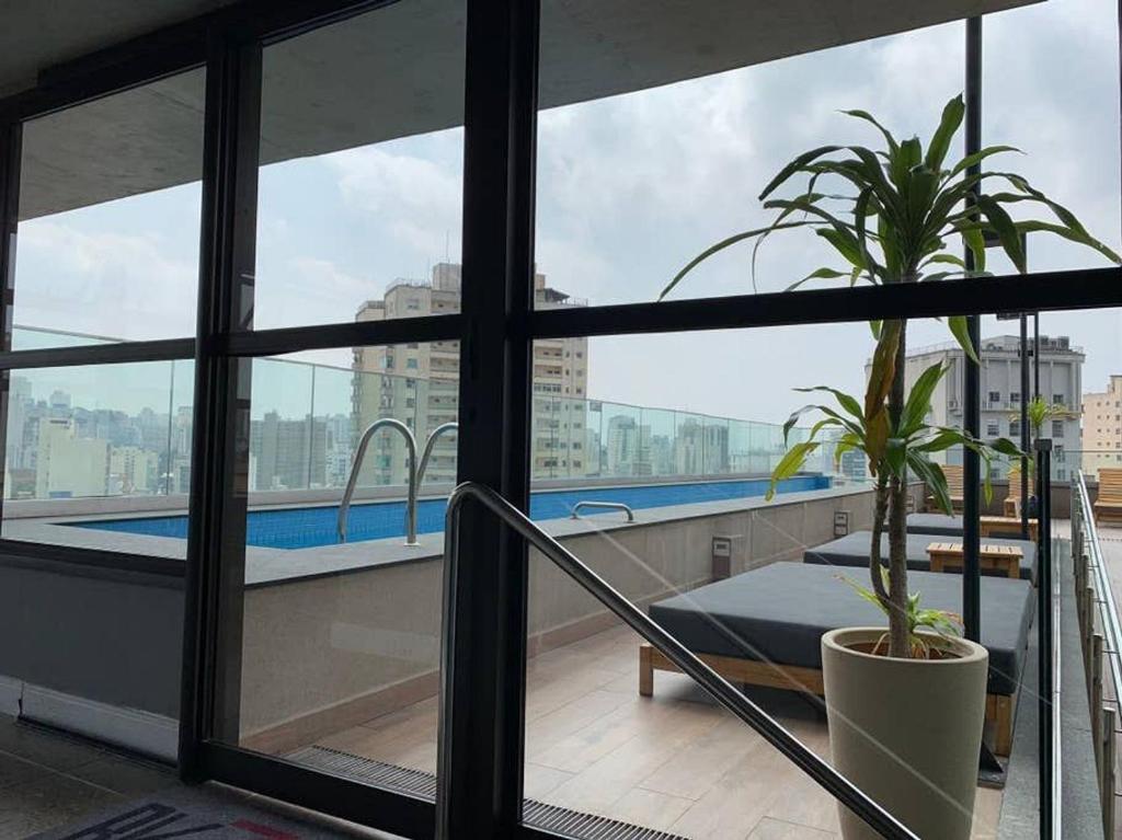  AP C/INFINITY POOL LARGO DO AROUCHE CD414