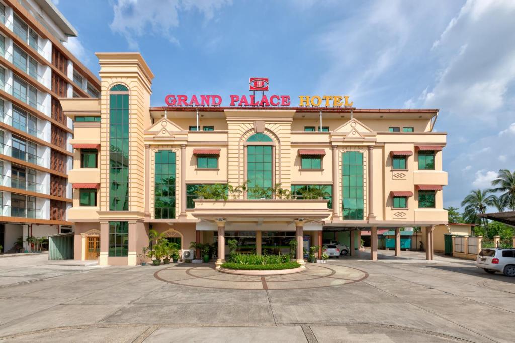 uma representação do grande hotel palácio em Grand Palace Hotel em Yangon