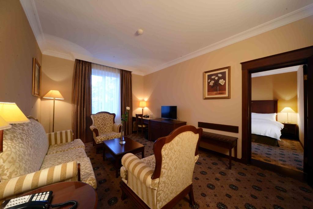 LOTTE City Hotels Tashkent Palace - Suite Junior