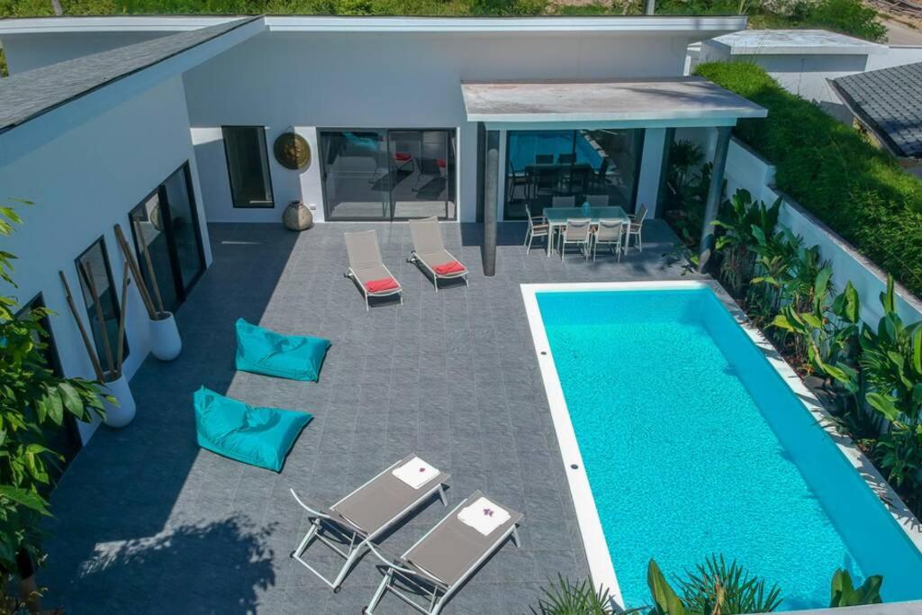 Bazén v ubytování Villa Mokkaran, 3 Bedrooms, Chaweng Noi nebo v jeho okolí