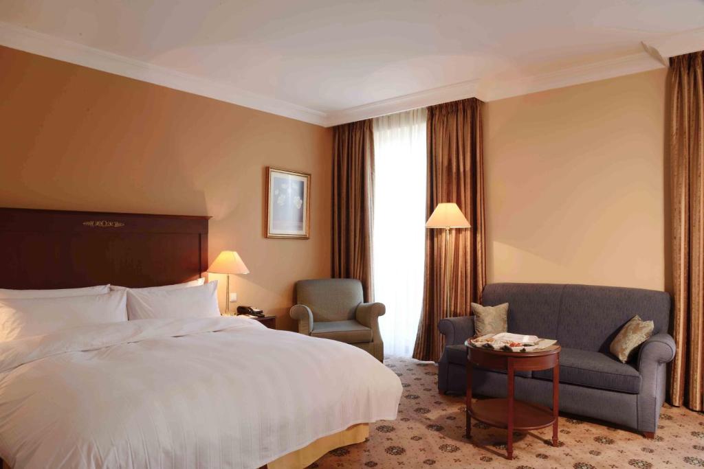 LOTTE City Hotels Tashkent Palace - Habitación Doble De Lujo