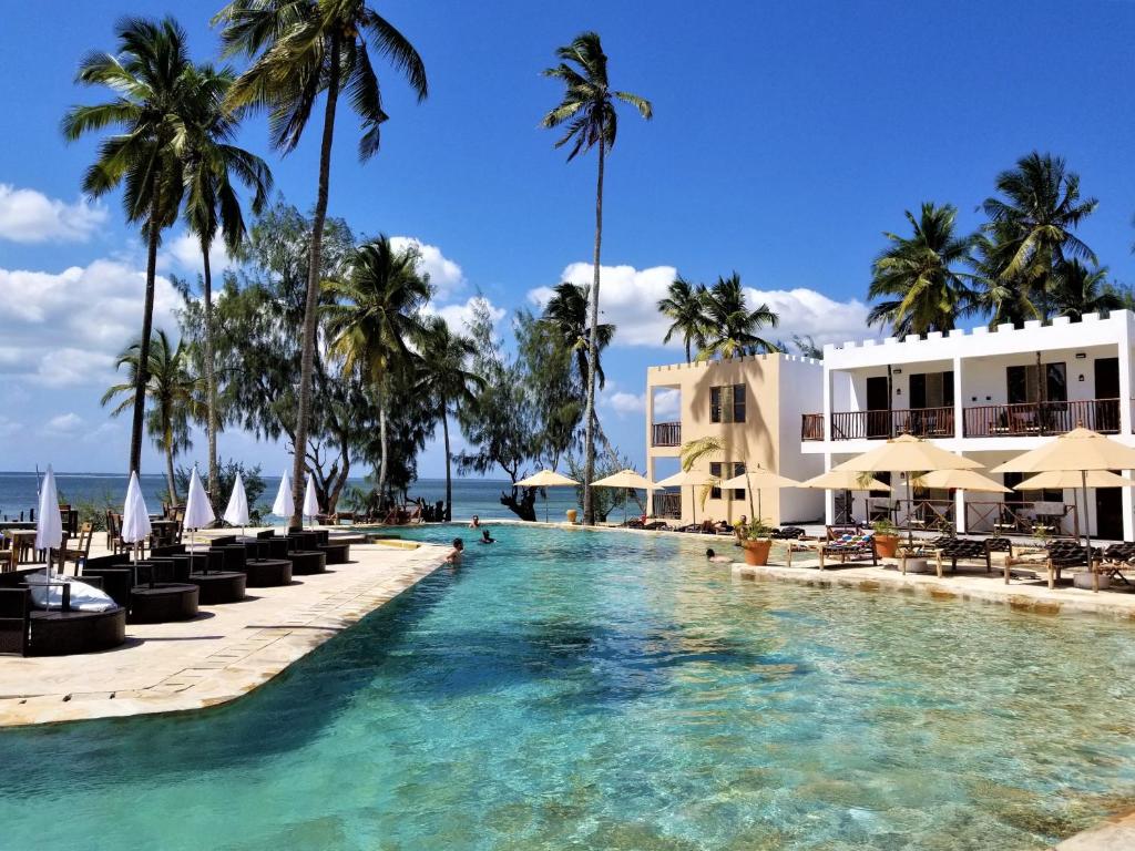 Bazén v ubytování Zanzibar Bay Resort & Spa nebo v jeho okolí