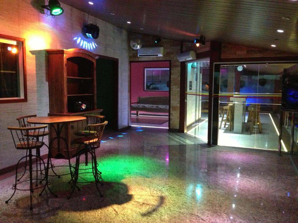  Emoções Motel (Adult Only)