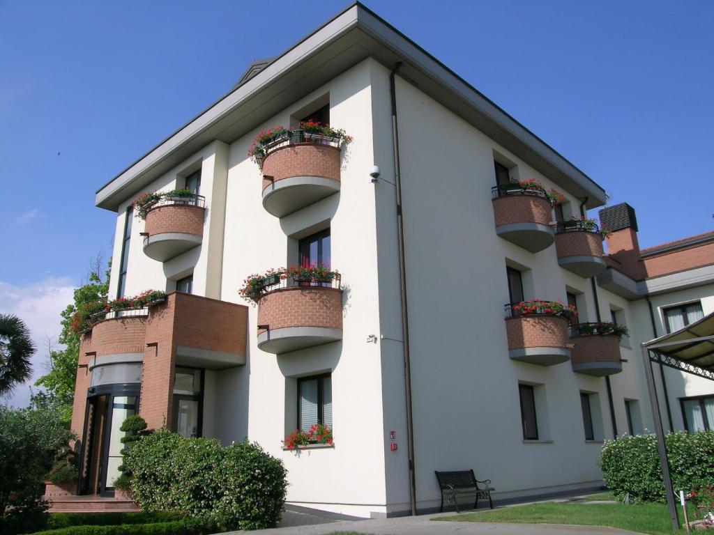 Budova, v ktorej sa hotel nachádza