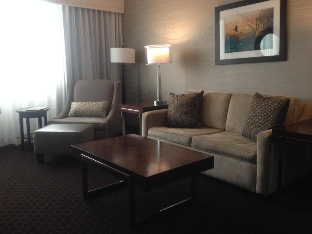 Crowne Plaza Phoenix Airport - PHX, an IHG Hotel - 