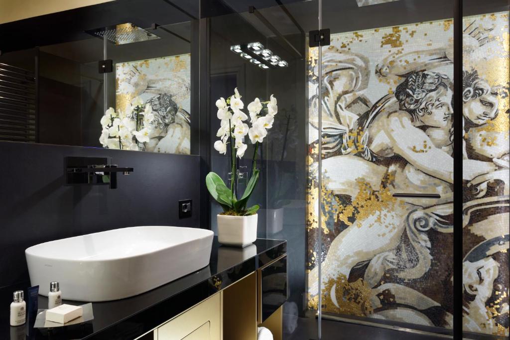 Um banheiro em Lifestyle Suites Rome