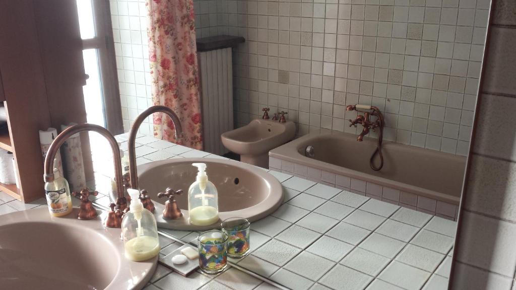 Koupelna v ubytování B&B il Baciass