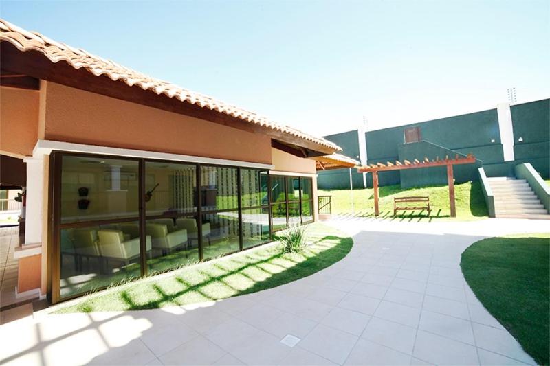  Apartamento locação Beverly Hills Porto das Dunas