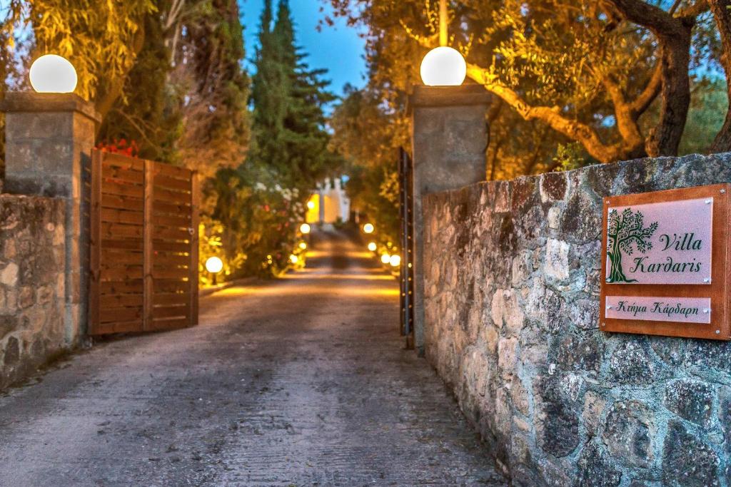 Certifikát, hodnocení, plakát nebo jiný dokument vystavený v ubytování Villa Kardaris