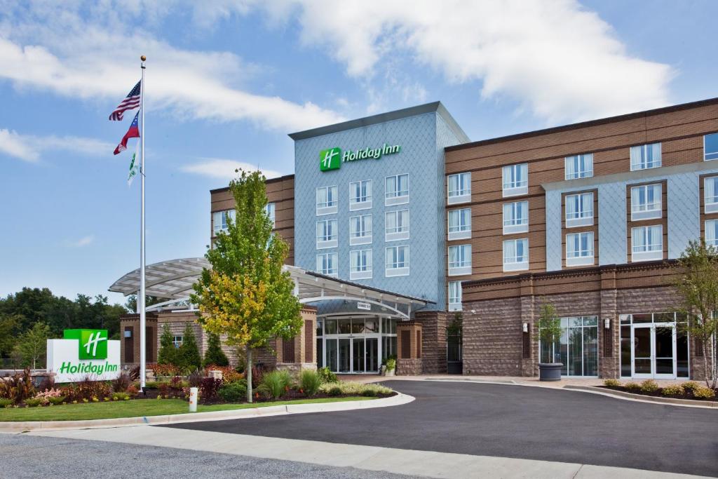 a rendering of a holiday inn hotel at Holiday Inn Macon North, an IHG Hotel in Macon