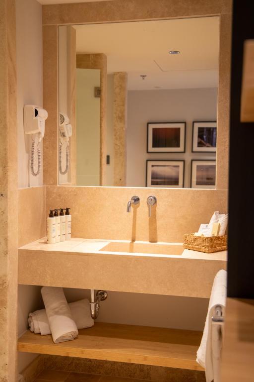 Koupelna v ubytování Magdala Hotel