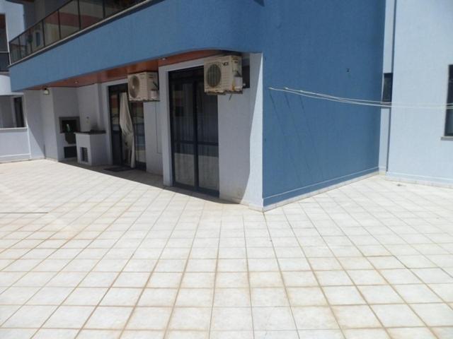  Lindo Apartamento em Bombinhas