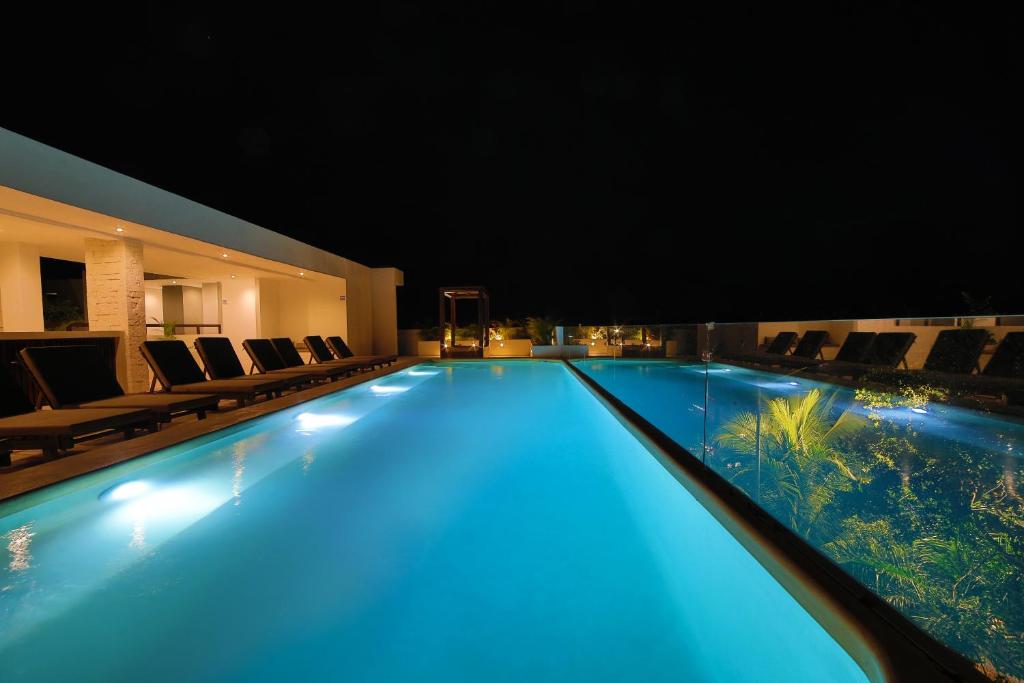 Bazén v ubytování Hotel Blanco Tulum Adults Only nebo v jeho okolí