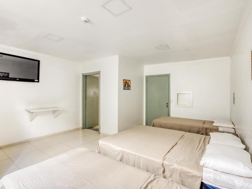  Hotel Traveling