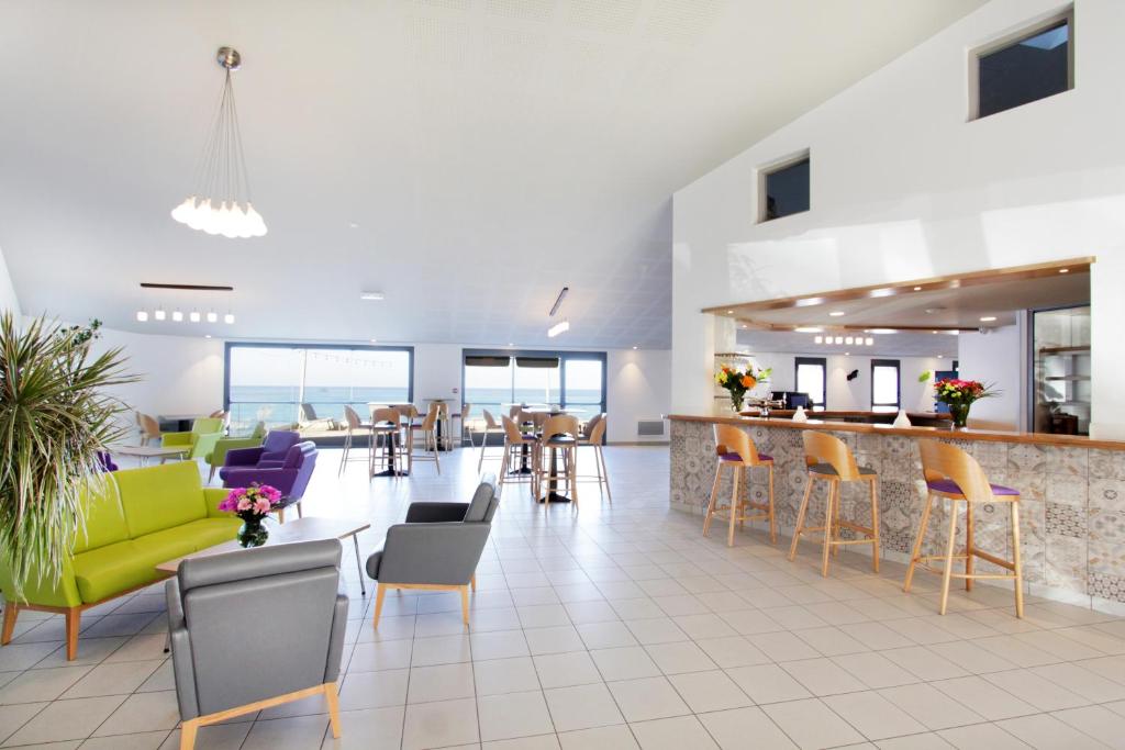 Restaurace v ubytování Village de vacances Paese di Lava, Grand Ajaccio