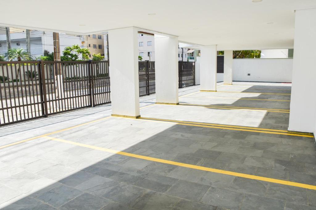  Cobertura Duplex c piscina e churrasqueira VISTA P MAR a 250 m da praia Guarujá Enseada