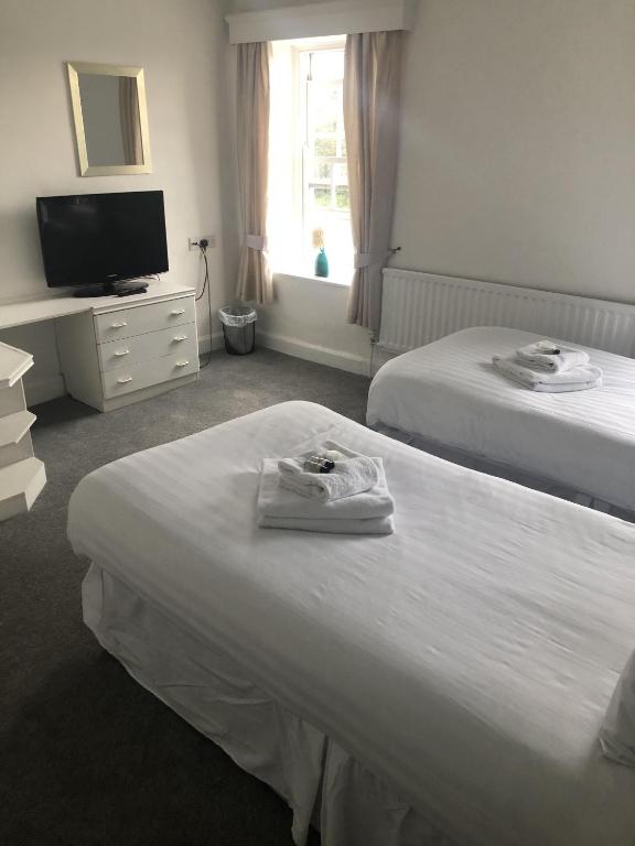 The Farmers Arms Inns - 