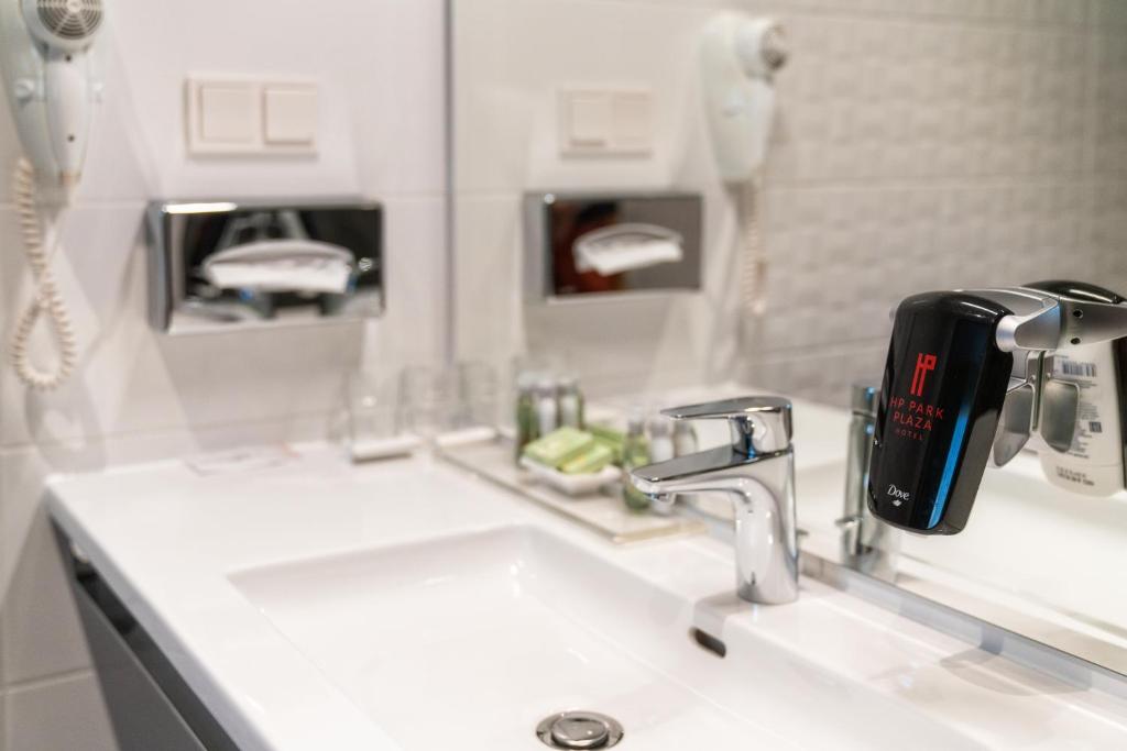 HP Park Plaza - Resim 17