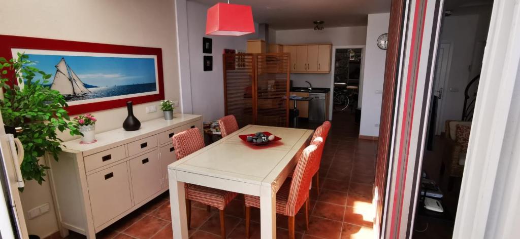 Fotografie z fotogalerie ubytování Villa Mariña piscina climatizada opcional y 2 bicis gratuitas v destinaci Playa Blanca