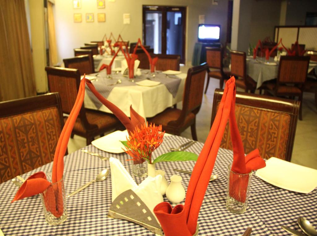 Restaurace v ubytování Swosti Palm Resort Gopalpur