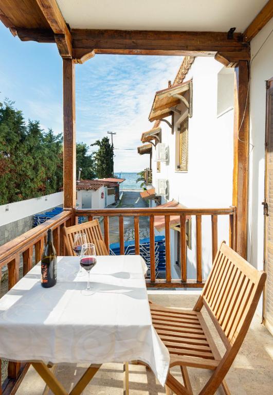Balkón nebo terasa v ubytování Regos Resort Hotel