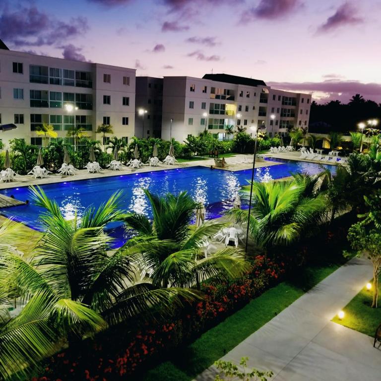  Palm Acqua Resort