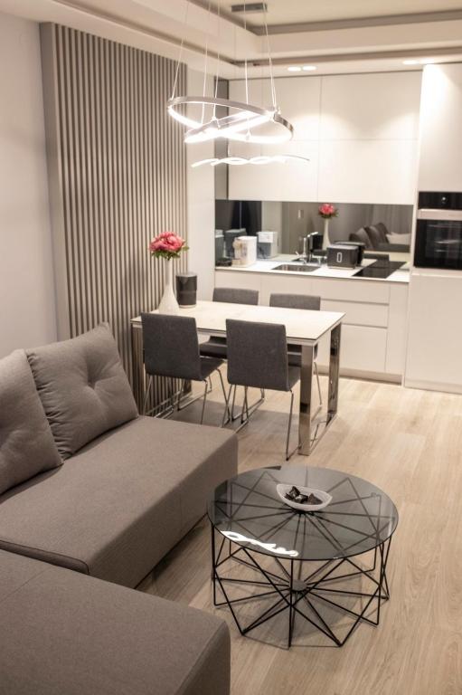 Pupin Palace Apartments - One-Bedroom Apartment
