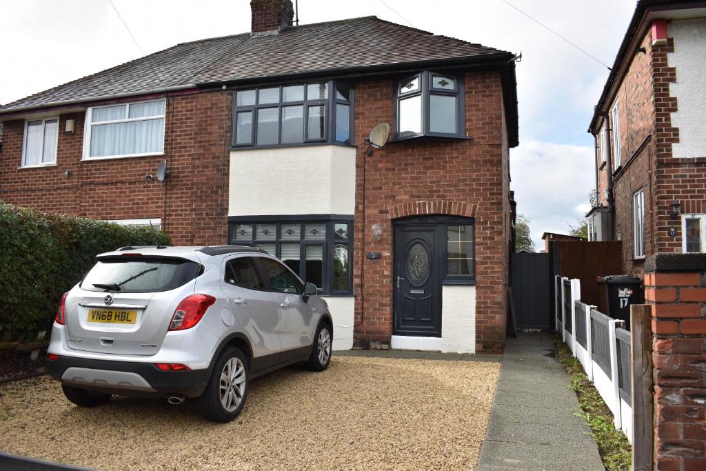 Newfield House, Crewe (updated prices 2024)