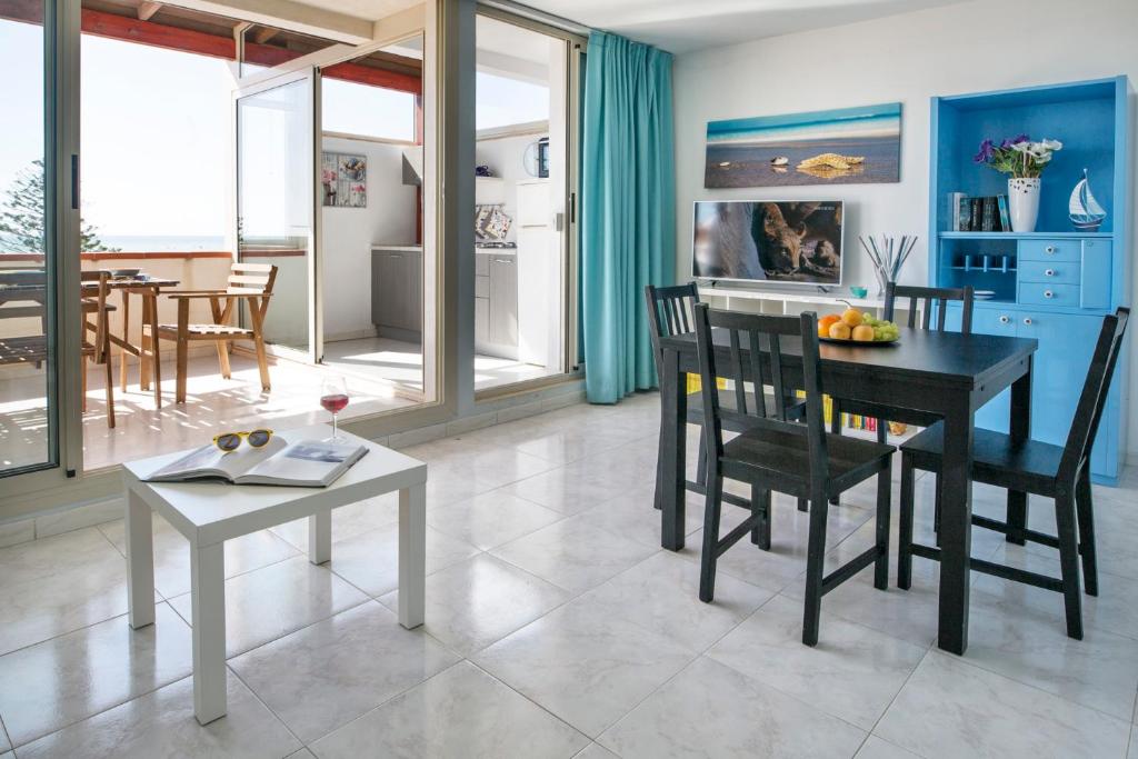 Telewizja i/lub zestaw kina domowego w obiekcie siciliacasevacanze - Marina Domus 82
