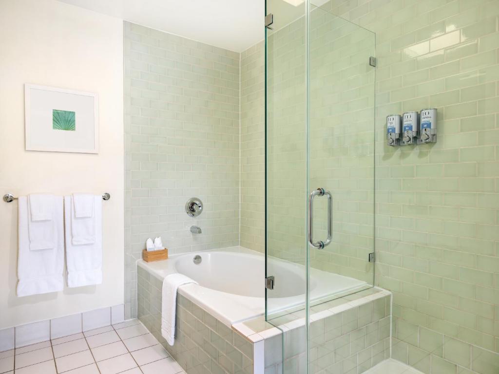 Koupelna v ubytování Acqua Hotel