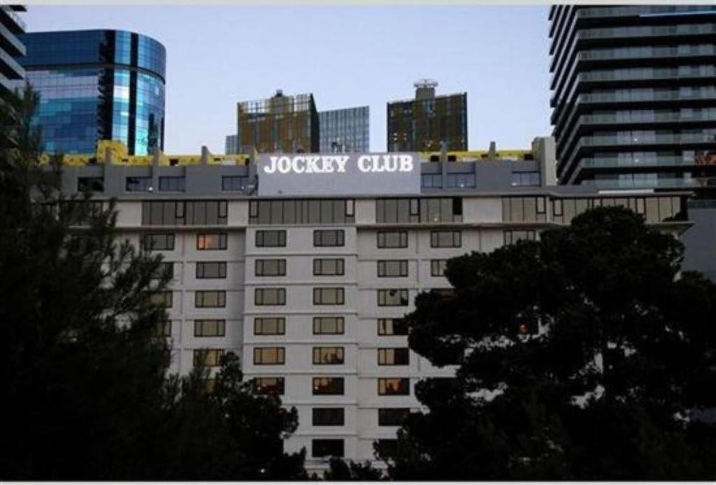 GetAways at the Jockey Club photo