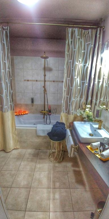 Koupelna v ubytování Hotel Telč