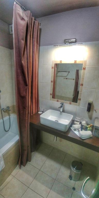 Koupelna v ubytování Hotel Telč
