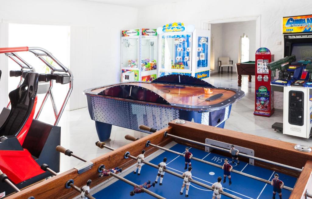 Hotel Suites Albayzin Del Mar játékterme