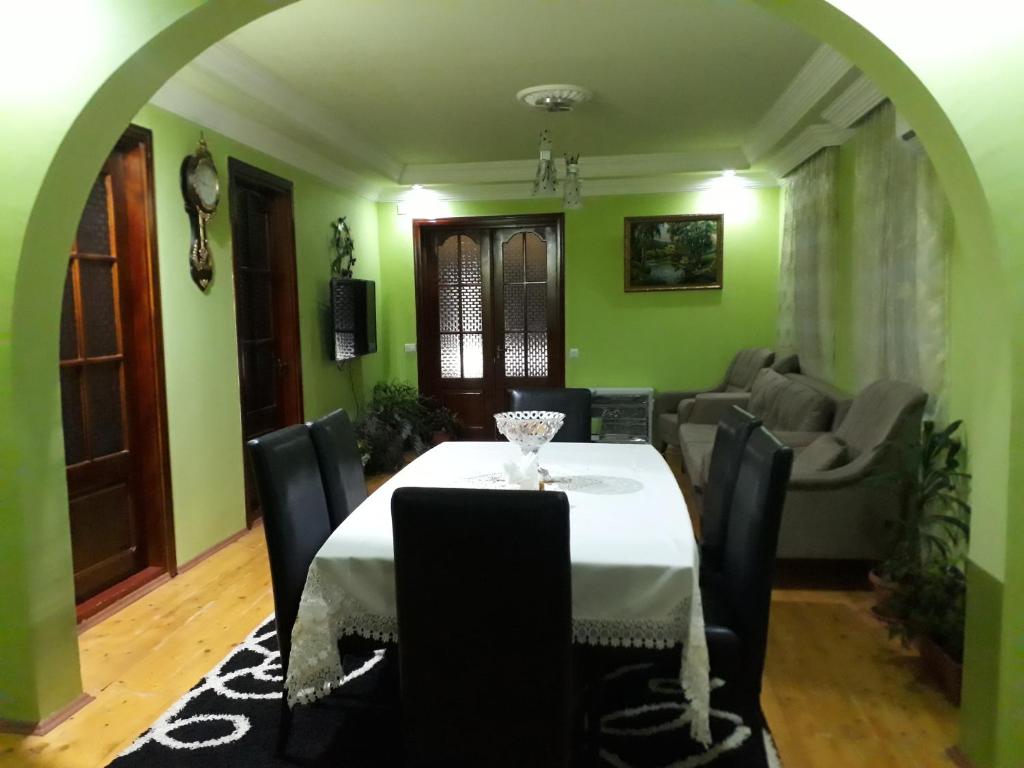 Posezení v ubytování Guest House Karati