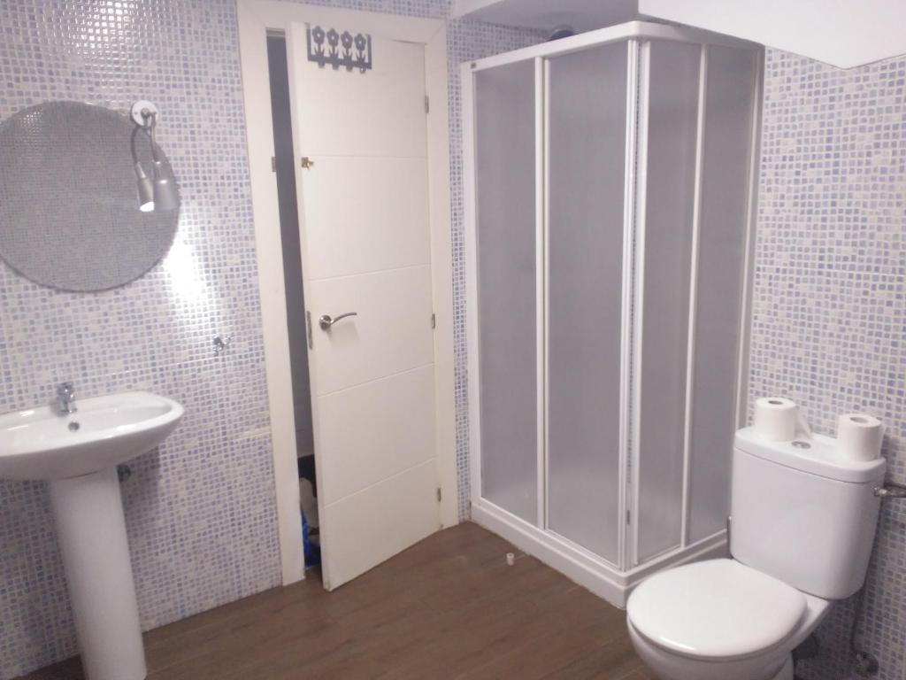 Zdjęcie z galerii obiektu Apartamento familiar Torrelavega w mieście Torrelavega