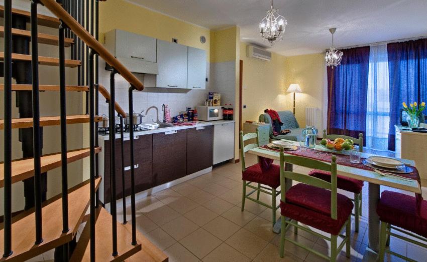 Residence Viale Venezia - Three-Bedroom Apartment