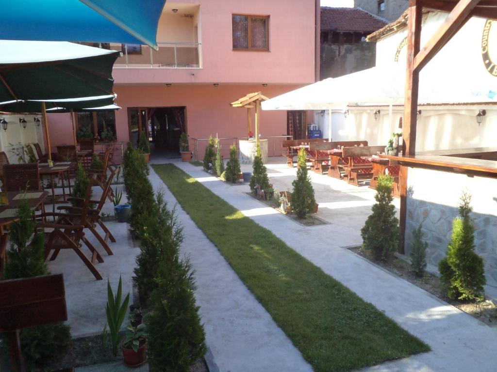 Zahrada ubytování Tzvetelina Palace Hotel